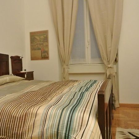 Ferienwohnung Studio Errepi Loreto Mailand Zimmer foto