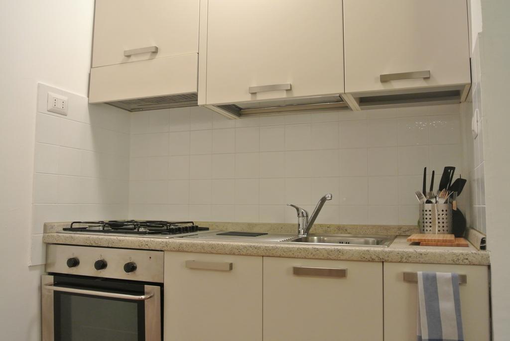 Ferienwohnung Studio Errepi Loreto Mailand Zimmer foto
